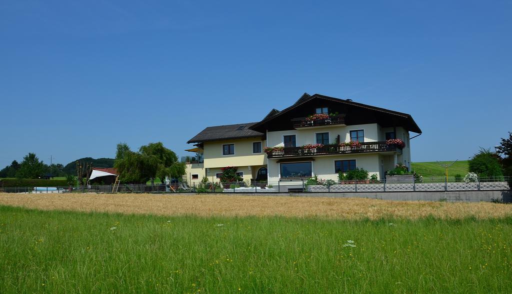 Haus Gruber Hotel Attersee Kültér fotó